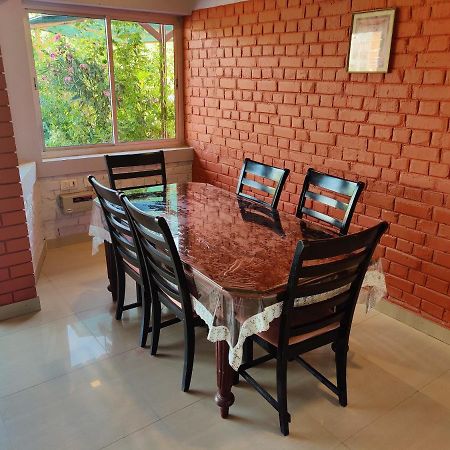 Brick Field Hotel Varanasi Exterior photo